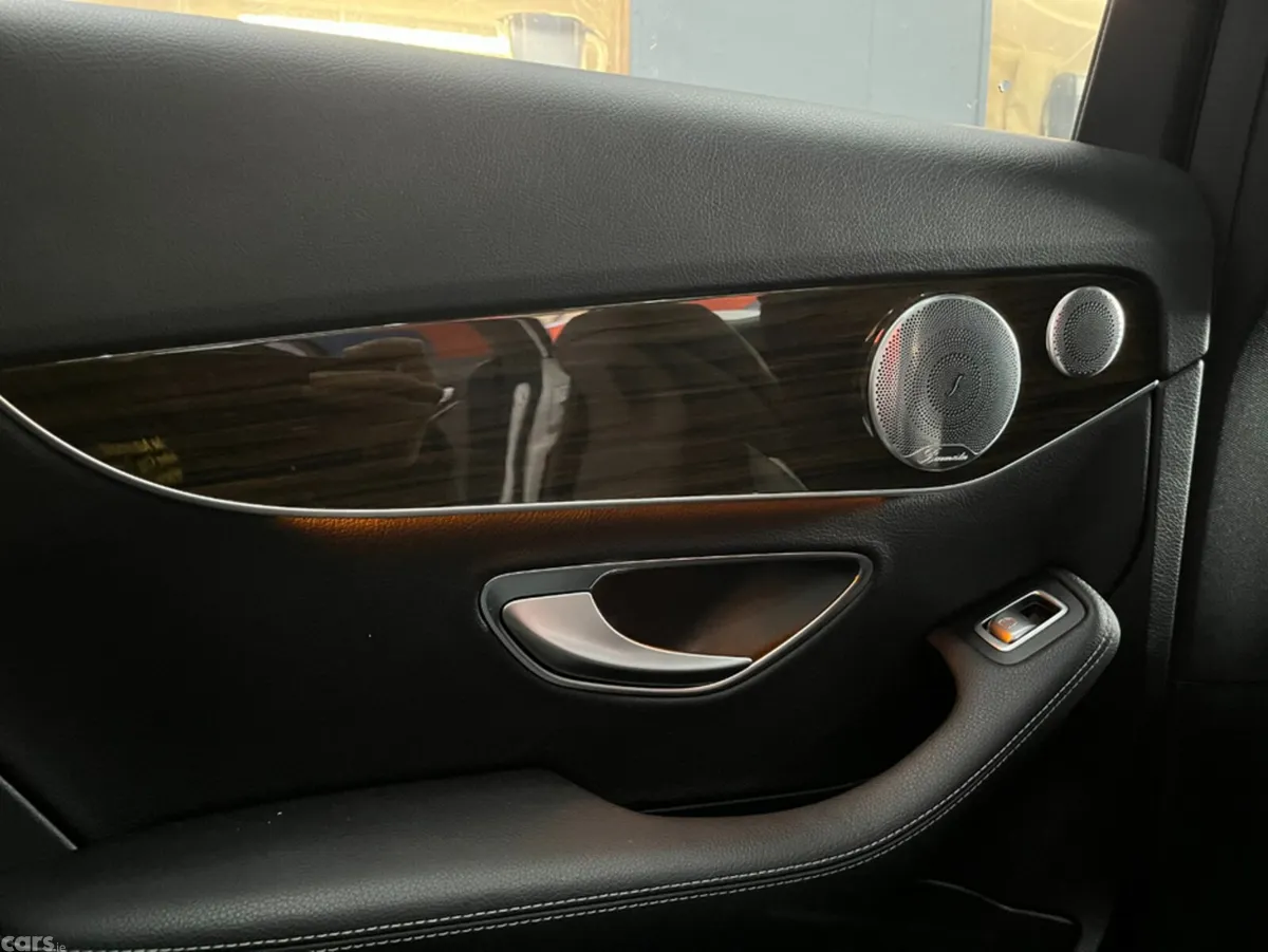 Mercedes-Benz C-Class Saloon, Petrol Plug-in Hybrid, 2017, White