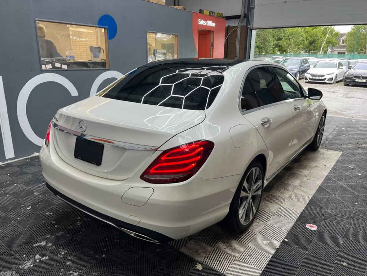 Mercedes-Benz C-Class Saloon, Petrol Plug-in Hybrid, 2017, White