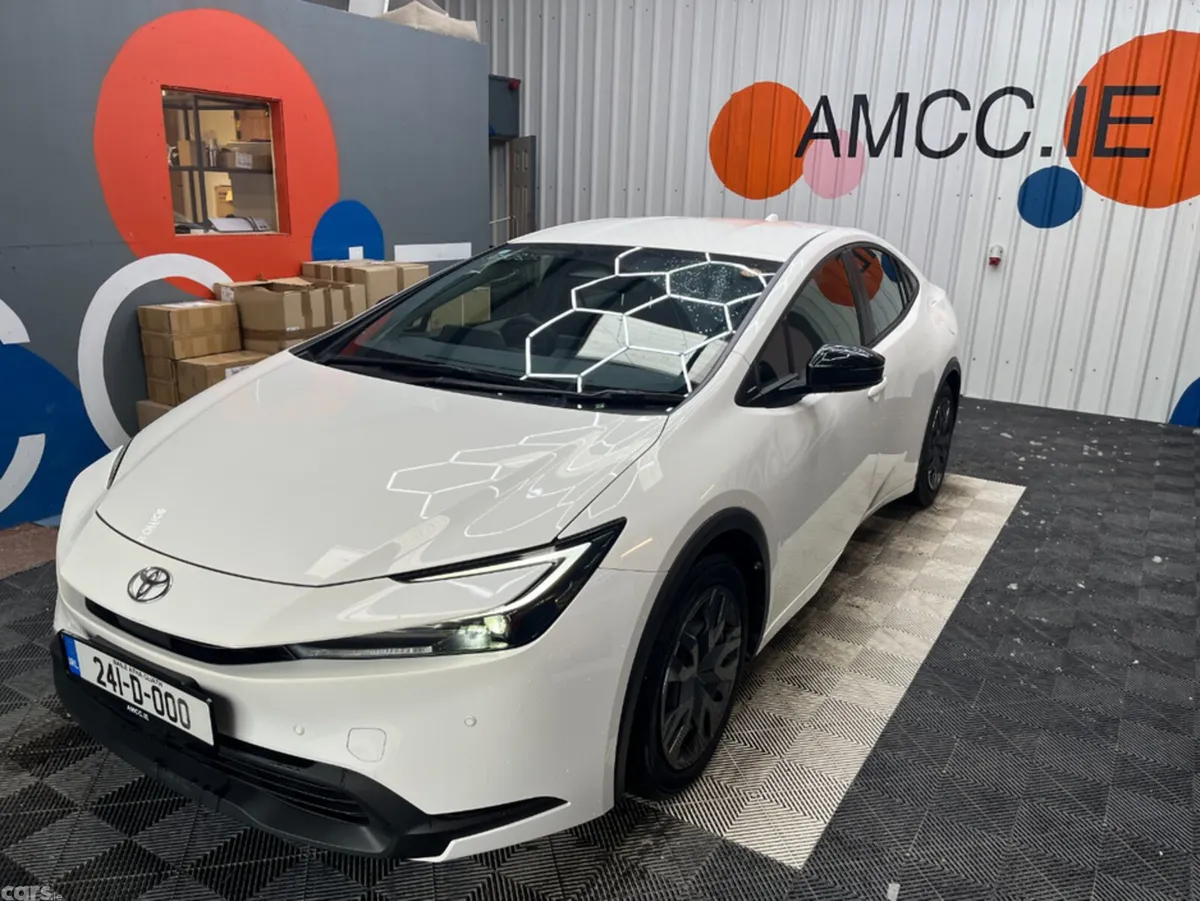 Toyota Prius Estate, Petrol, 2024, White