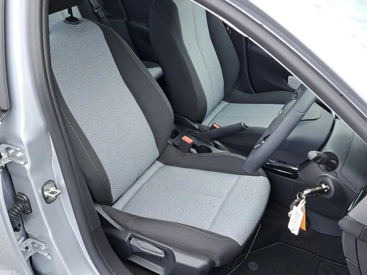 Opel Corsa Hatchback, Petrol, 2027, Silver