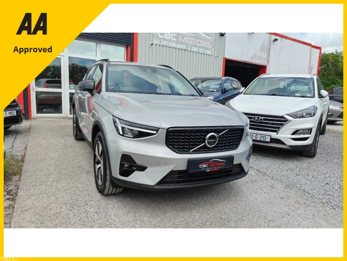 Volvo XC40 SUV, Petrol Plug-in Hybrid, 2023, Silver