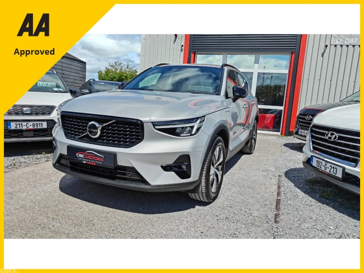 Volvo XC40 SUV, Petrol Plug-in Hybrid, 2023, Silver