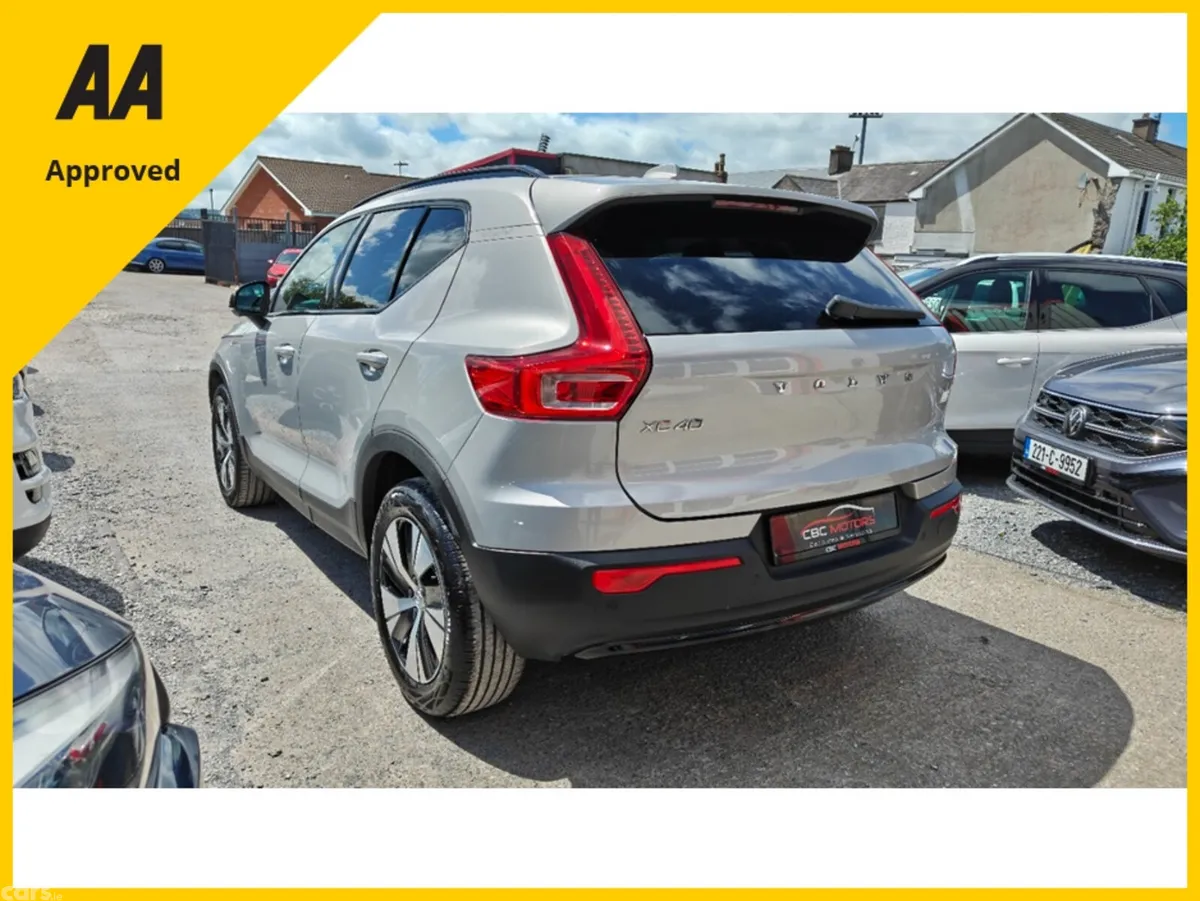Volvo XC40 SUV, Petrol Plug-in Hybrid, 2023, Silver