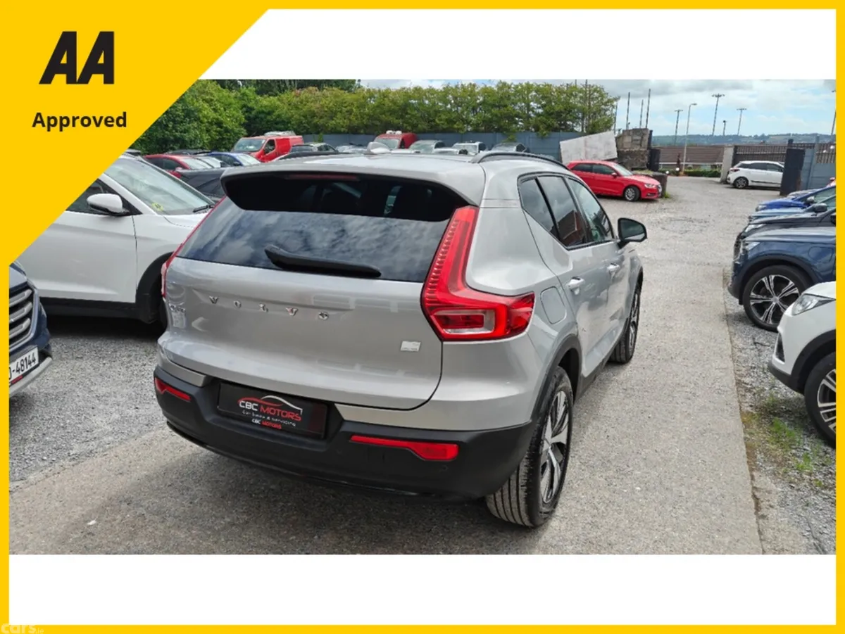 Volvo XC40 SUV, Petrol Plug-in Hybrid, 2023, Silver