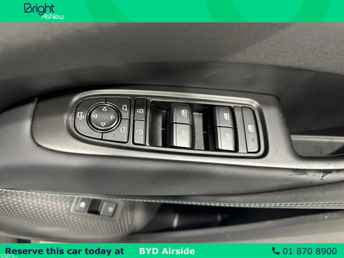 BYD SEAL Hatchback, Petrol Plug-in Hybrid, 2026, White