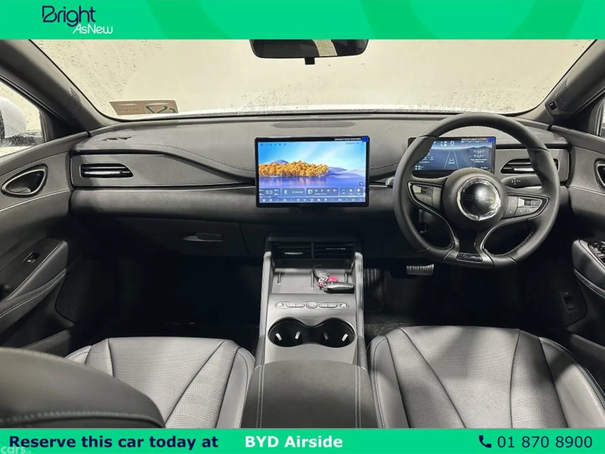BYD SEAL Hatchback, Petrol Plug-in Hybrid, 2026, White