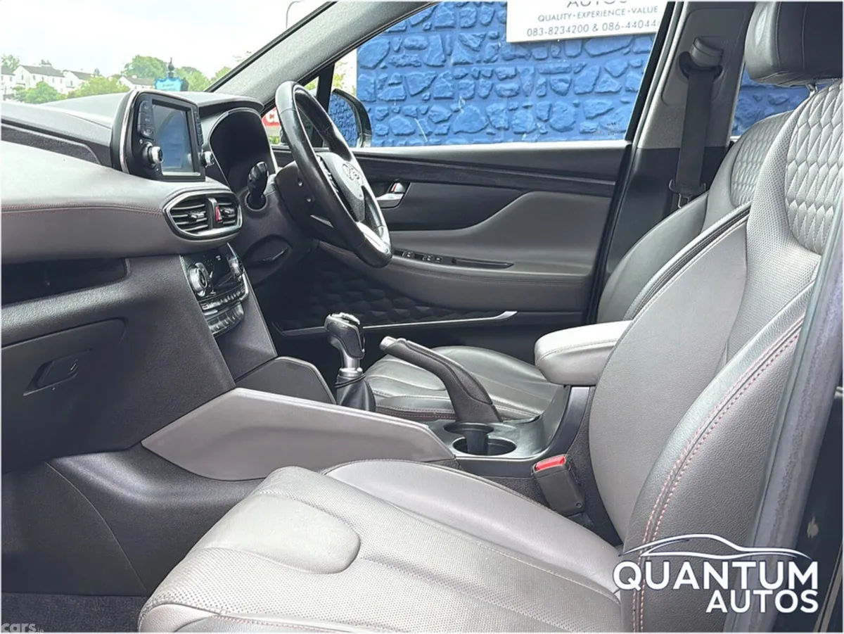 Hyundai Santa Fe MPV, Diesel, 2019, Black