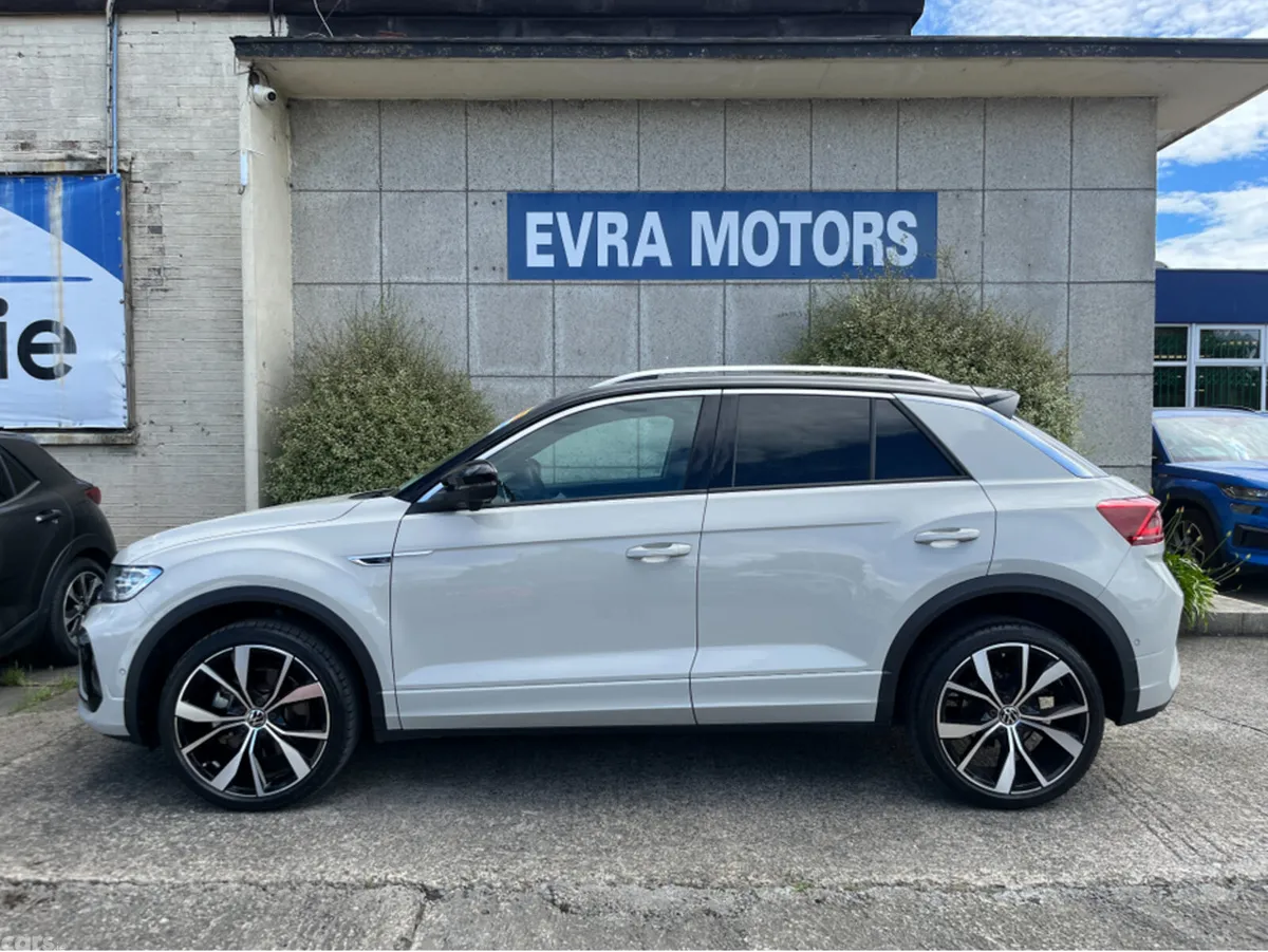 Volkswagen T-Roc SUV, Diesel, 2023, White