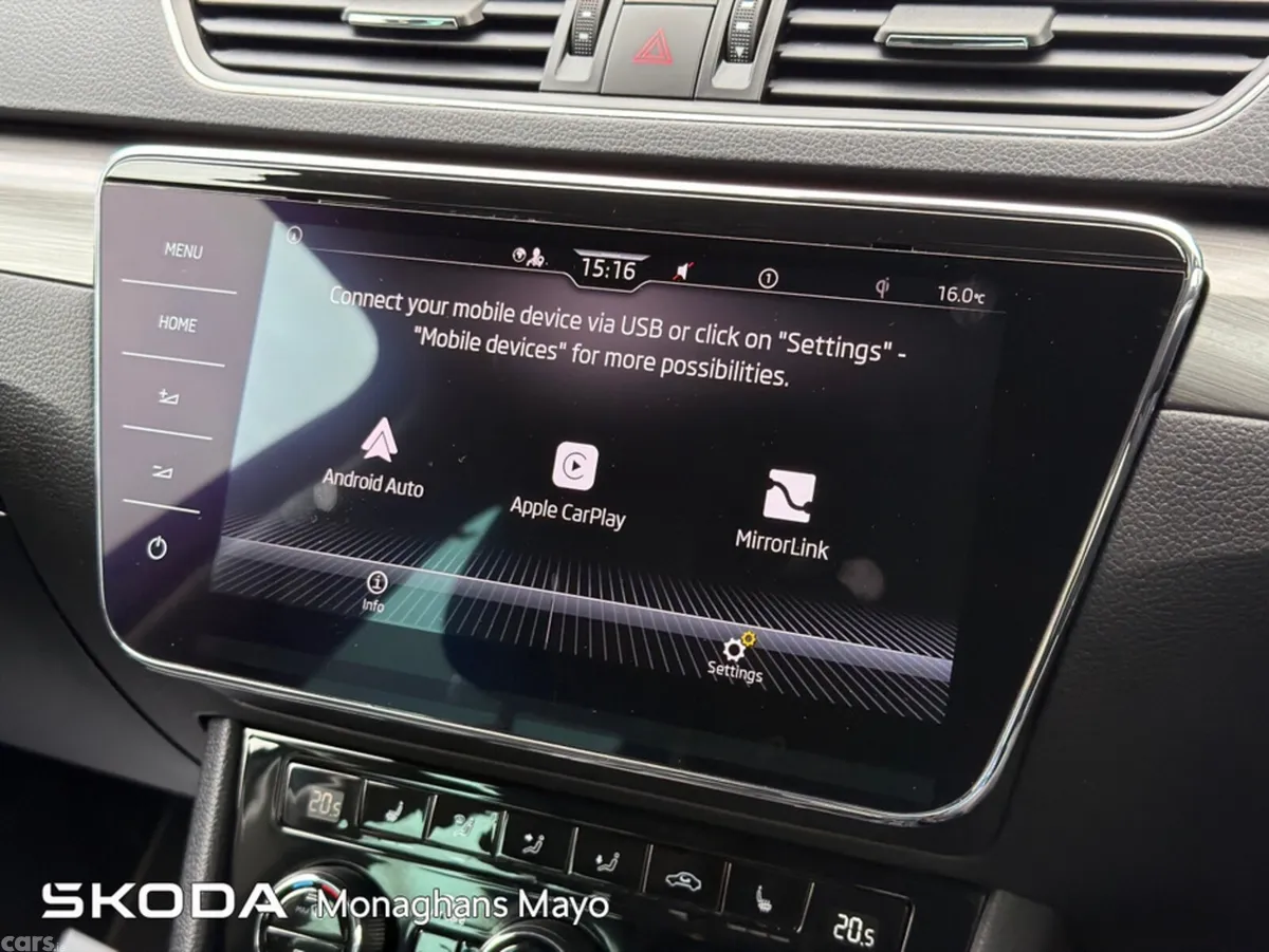 Skoda Superb Hatchback, Diesel, 2023, Grey