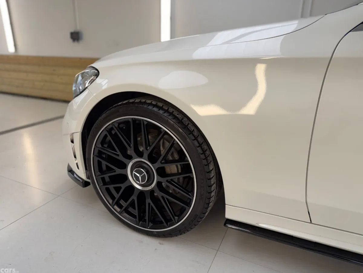 Mercedes-Benz C-Class Estate, Diesel, 2019, White