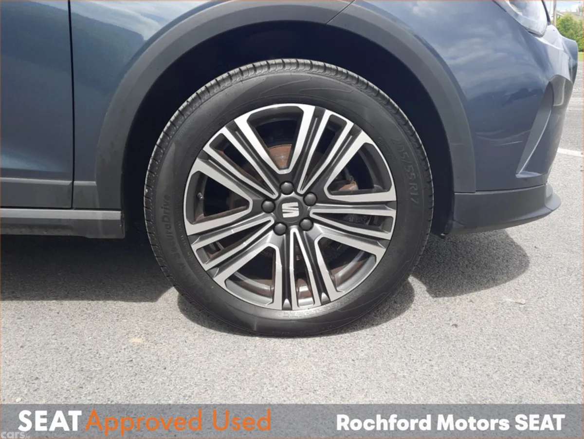 SEAT Arona Hatchback, Petrol, 2023, Grey