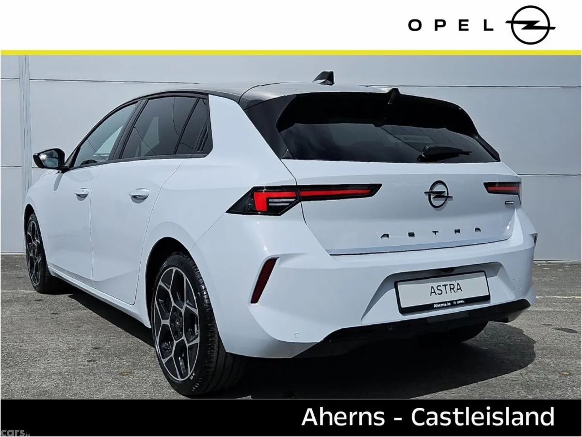 Opel Astra Hatchback, Petrol Hybrid, 2026, White