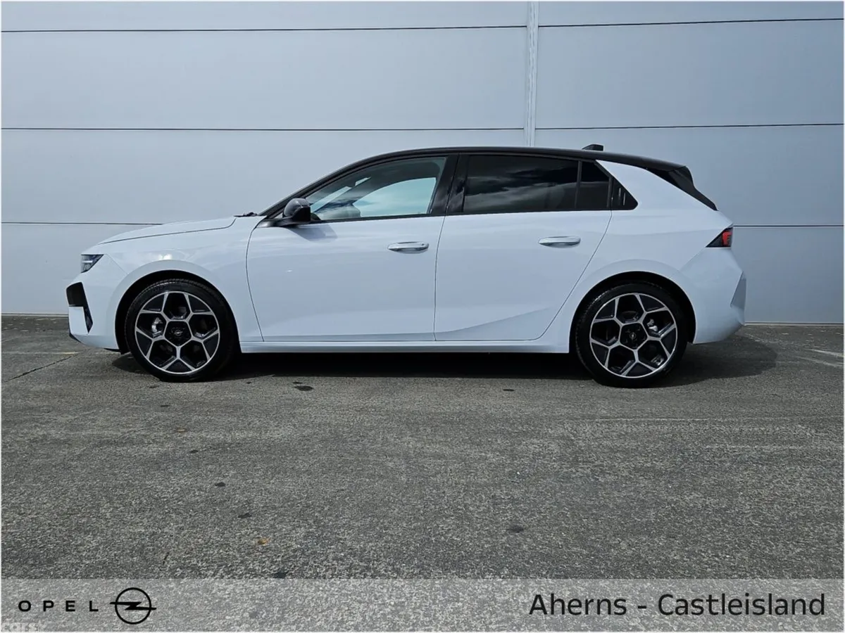 Opel Astra Hatchback, Petrol Hybrid, 2026, White