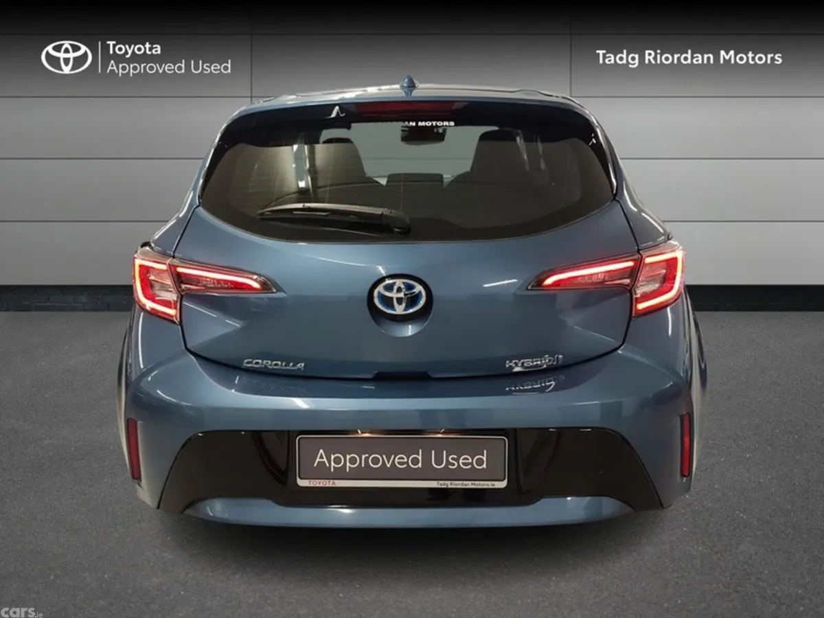 Toyota Corolla Hatchback, Petrol Hybrid, 2021, Blue