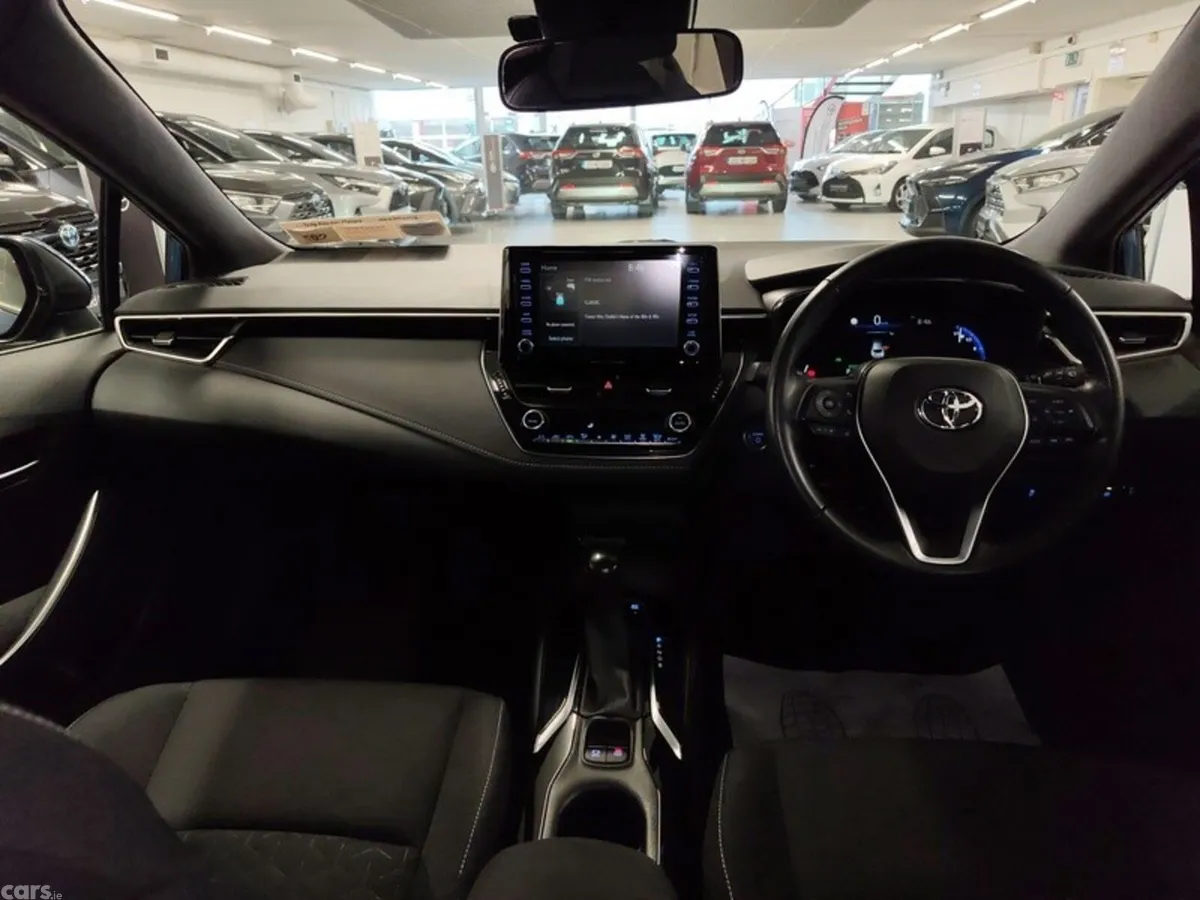 Toyota Corolla Hatchback, Petrol Hybrid, 2021, Blue