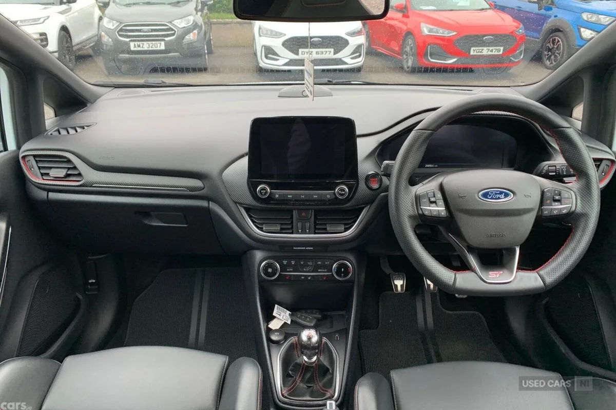 Ford Fiesta Hatchback, Petrol, 2023, White