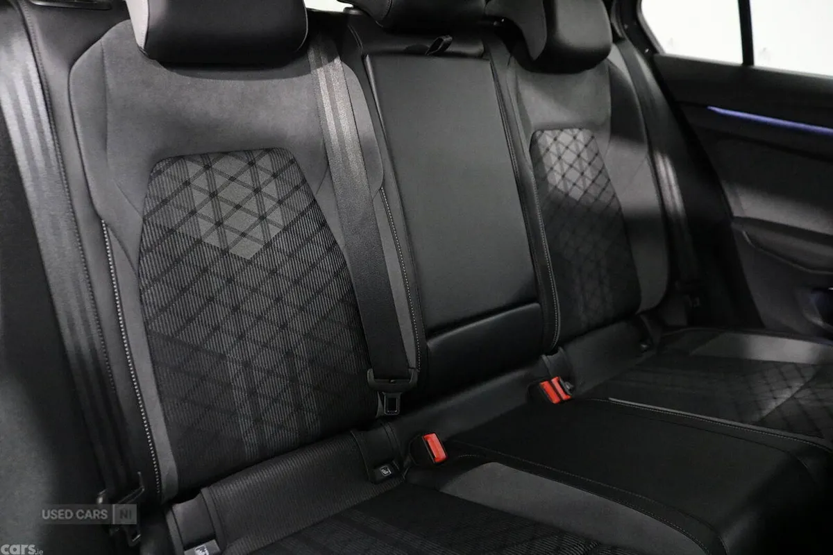 Volkswagen Golf Hatchback, Petrol Hybrid, 2023, Grey