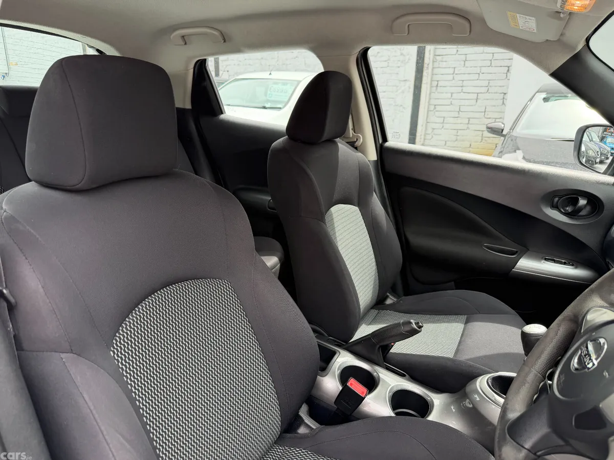 Nissan Juke SUV, Diesel, 2015, Silver