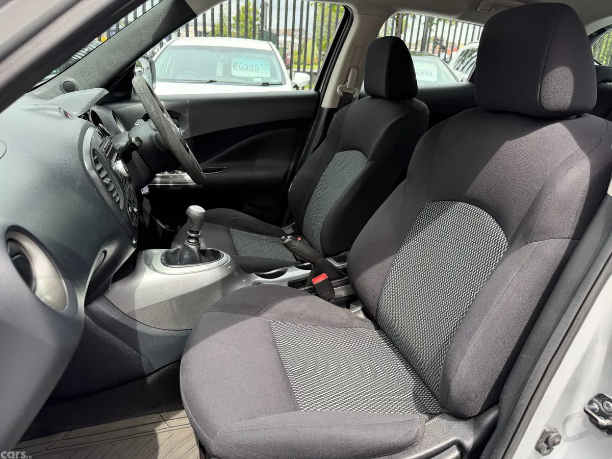Nissan Juke SUV, Diesel, 2015, Silver