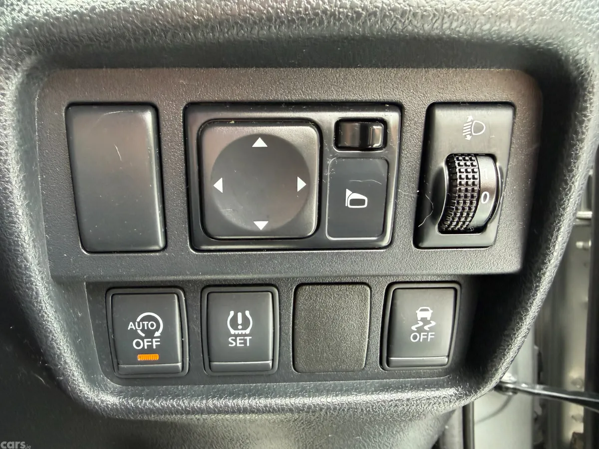 Nissan Juke SUV, Diesel, 2015, Silver