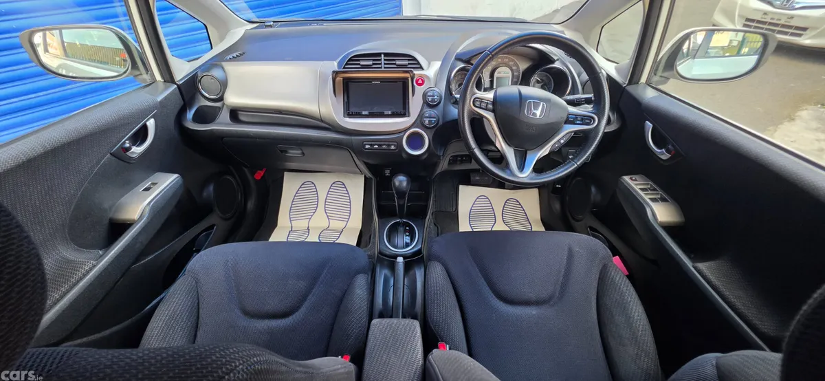 Honda Fit Hatchback, Petrol Hybrid, 2013, White