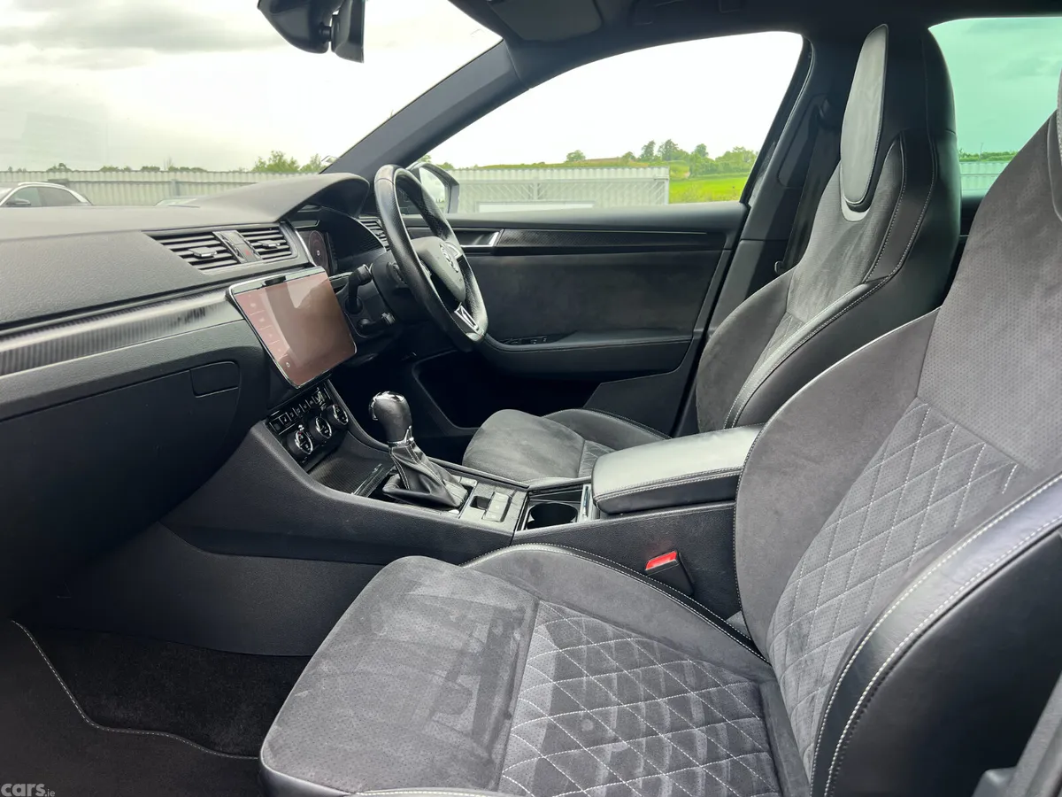 Skoda Superb Estate, Diesel, 2020, Black