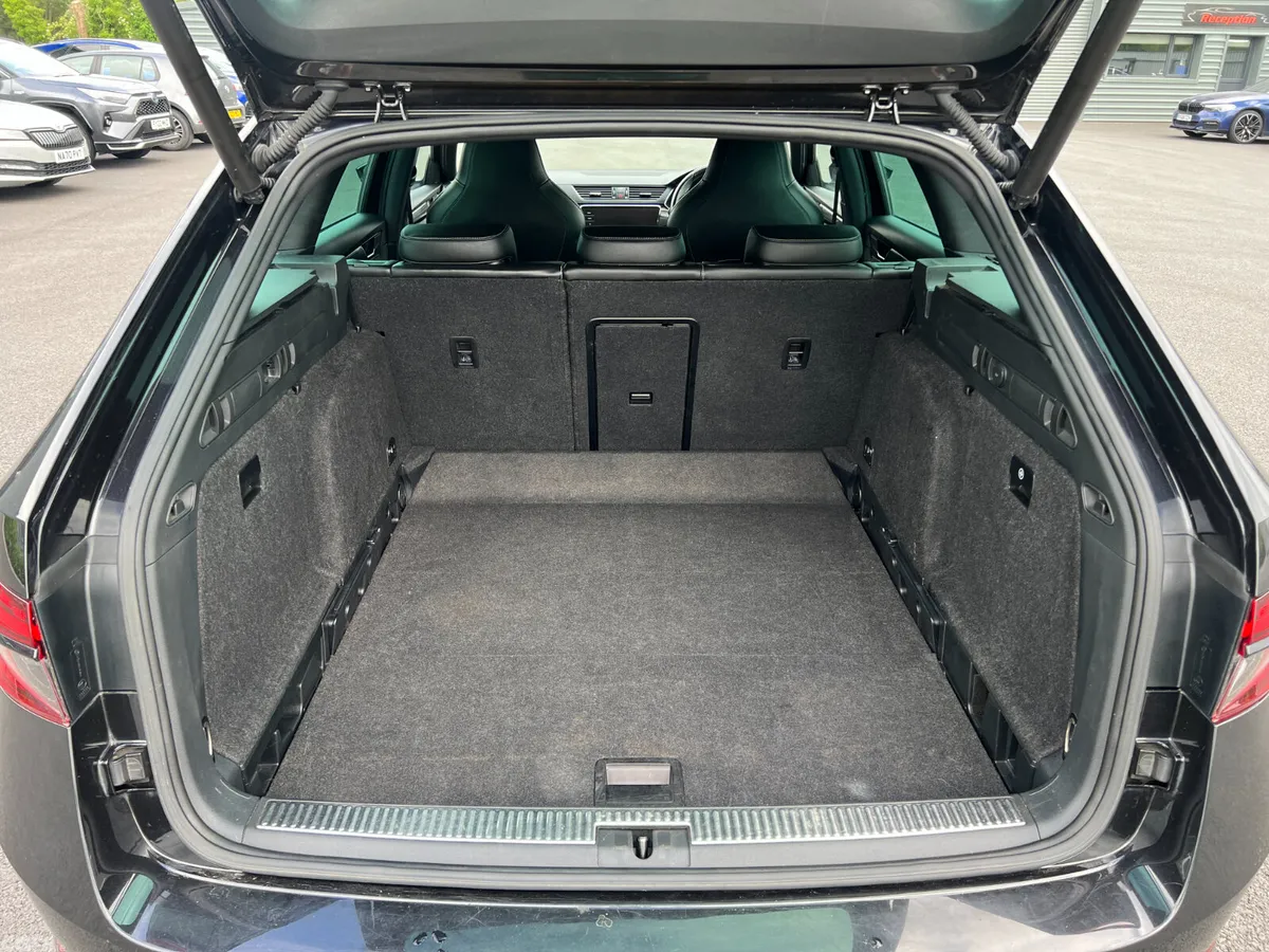 Skoda Superb Estate, Diesel, 2020, Black