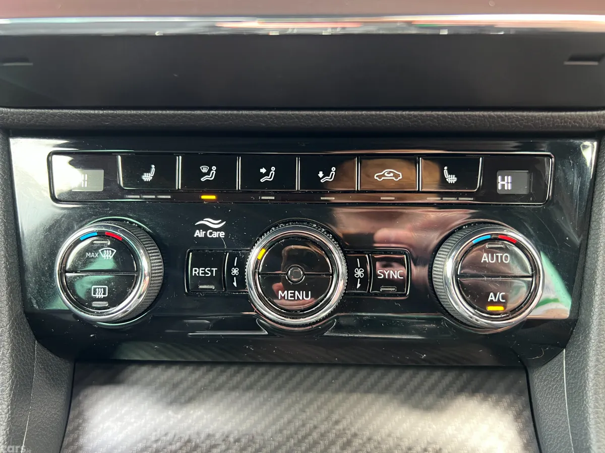 Skoda Superb Estate, Diesel, 2020, Black