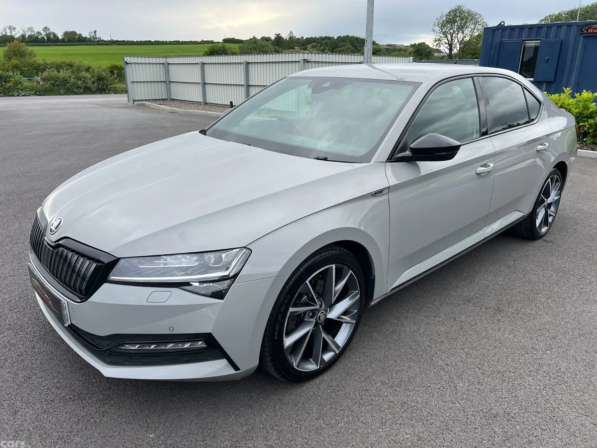 Skoda Superb Hatchback, Petrol Plug-in Hybrid, 2020, Grey