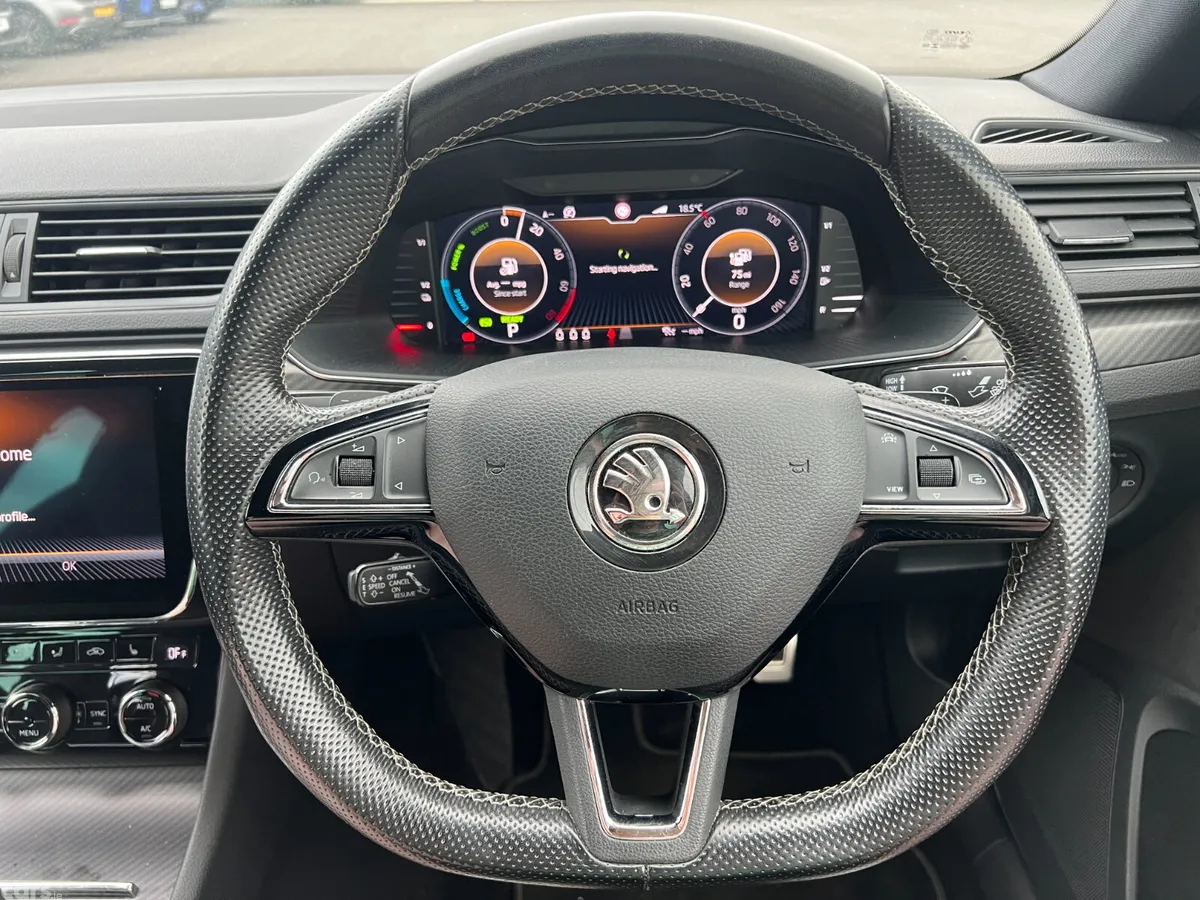 Skoda Superb Hatchback, Petrol Plug-in Hybrid, 2020, Grey