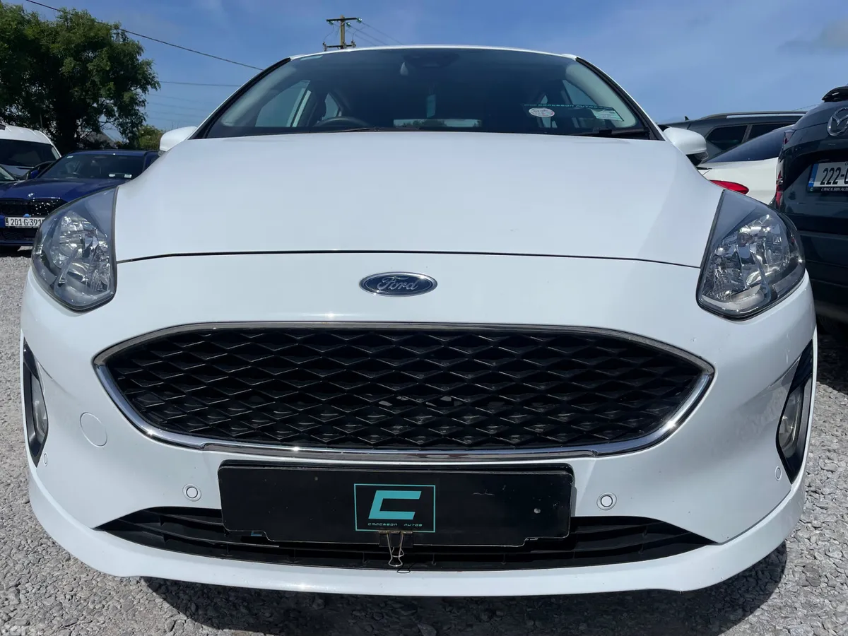 Ford Fiesta Hatchback, Petrol, 2019, White