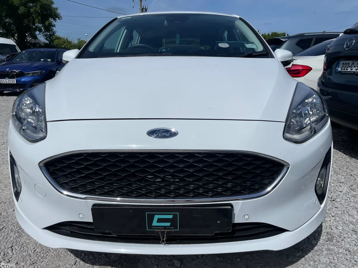 Ford Fiesta Hatchback, Petrol, 2019, White