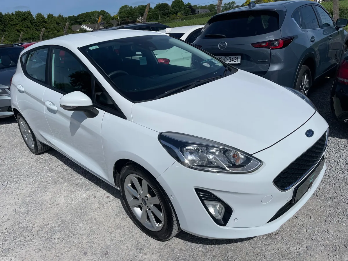 Ford Fiesta Hatchback, Petrol, 2019, White