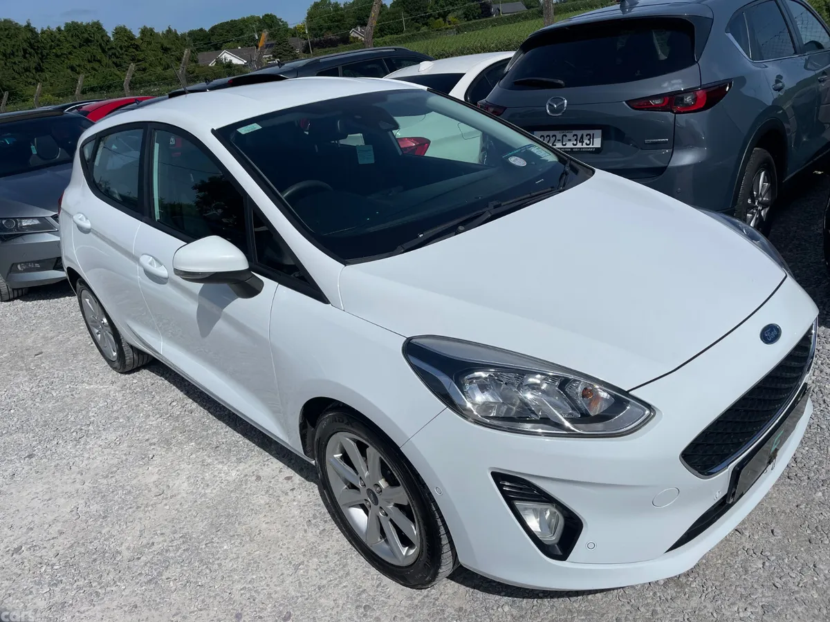 Ford Fiesta Hatchback, Petrol, 2019, White