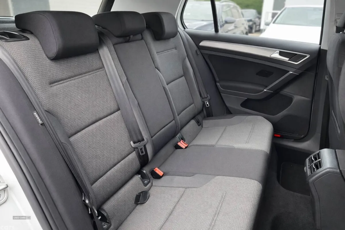 Volkswagen Golf , Petrol, 2014, White