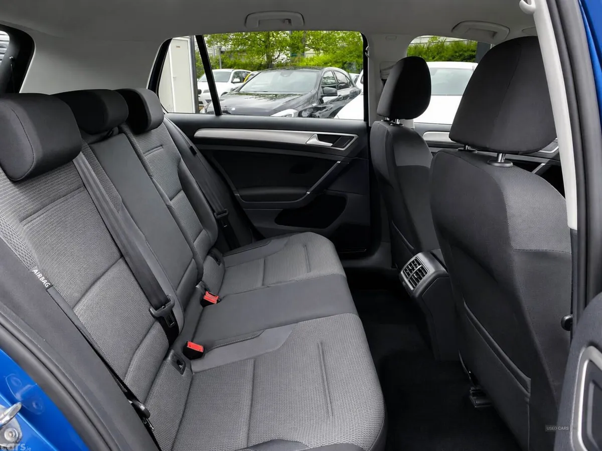 Volkswagen Golf , Petrol, 2014, Blue