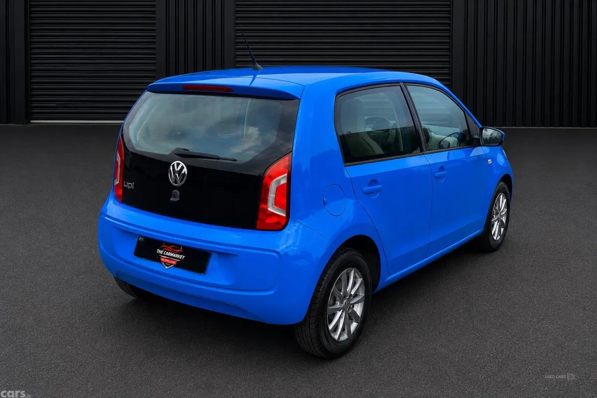 Volkswagen up! , Petrol, 2015, Blue