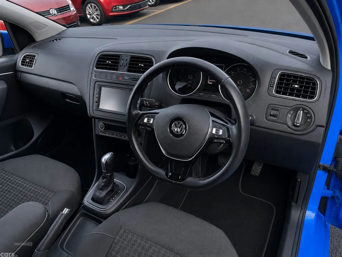 Volkswagen Polo , Petrol, 2014, Blue
