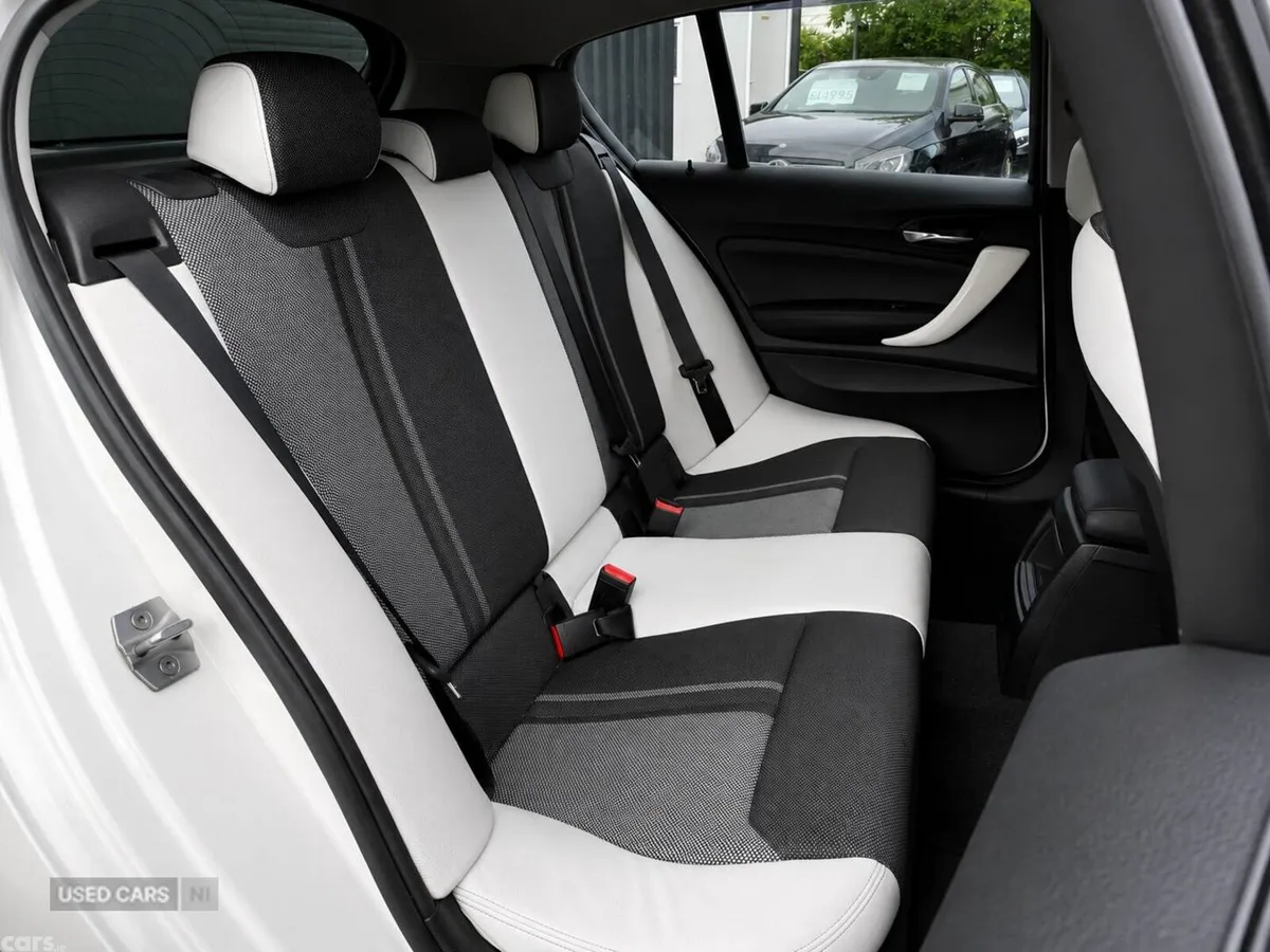 BMW 1-Series , Petrol, 2015, White