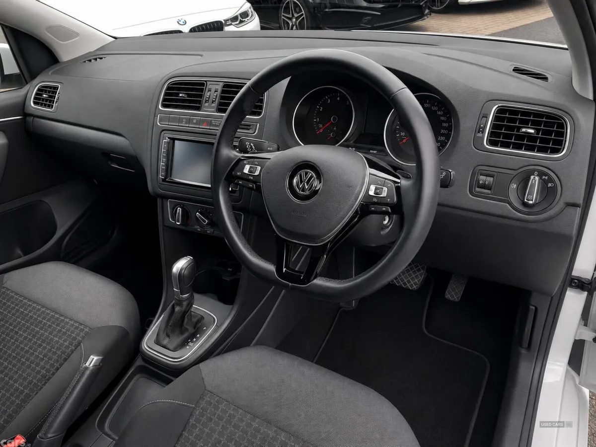 Volkswagen Polo , Petrol, 2014, White