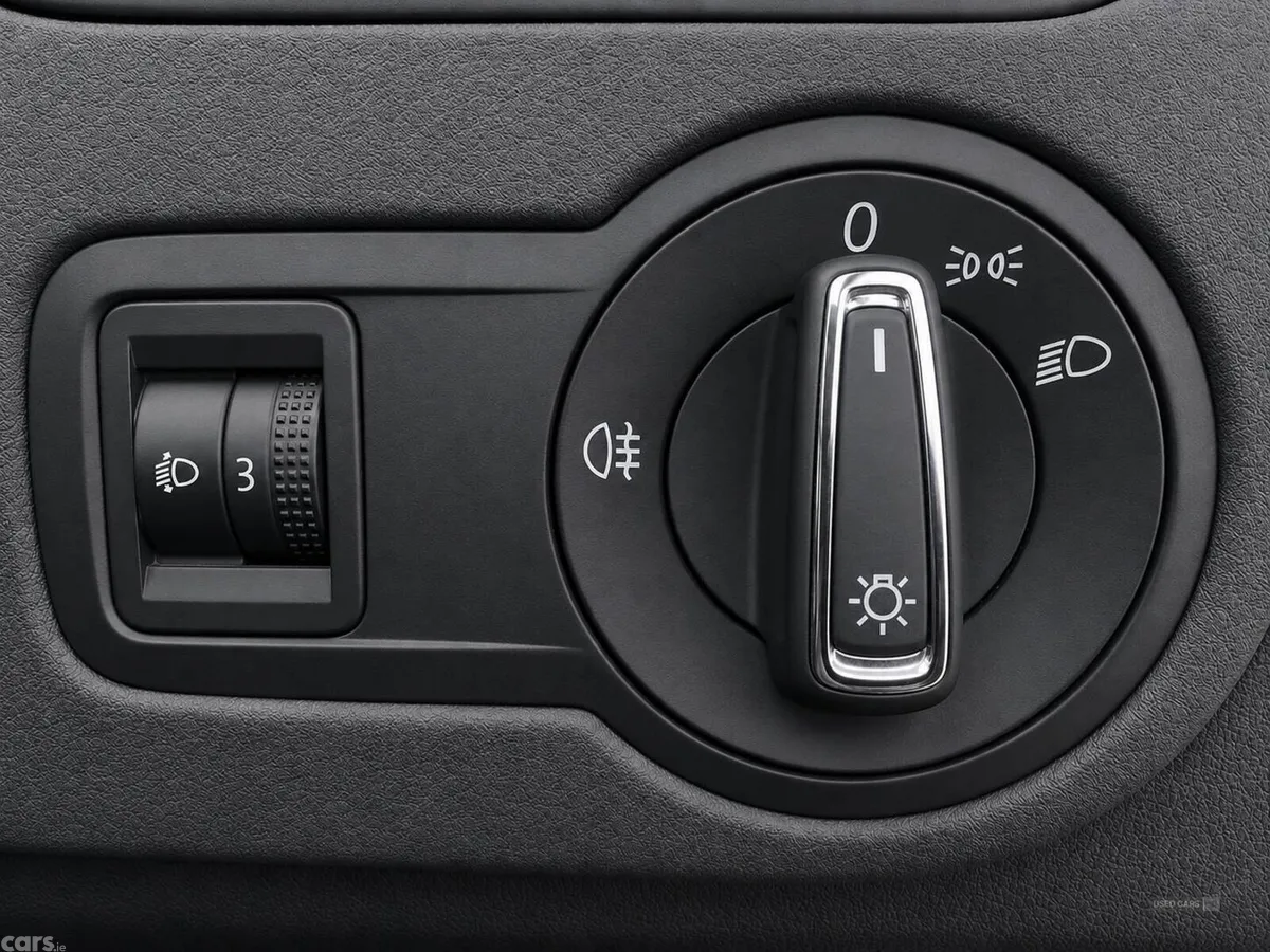 Volkswagen Polo , Petrol, 2014, White