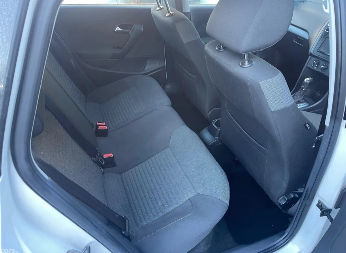 Volkswagen Polo 2013 Auto/ only 66k km/ warranty., Dublin 12