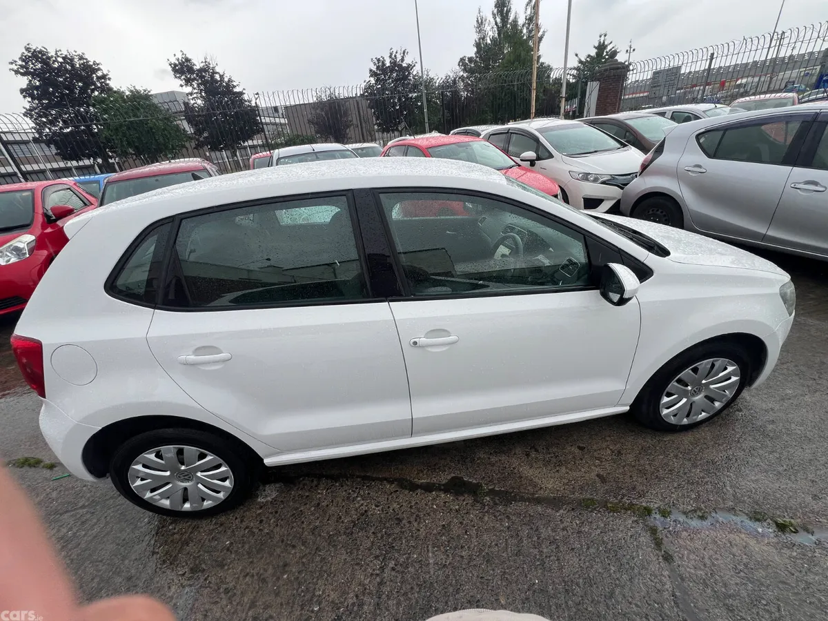Volkswagen Polo 2013 Auto/ only 66k km/ warranty., Dublin 12