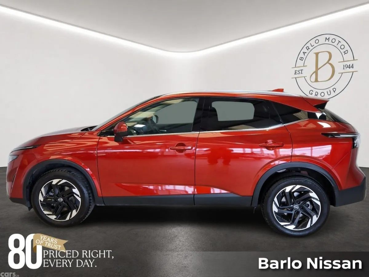 Nissan Qashqai MPV, Petrol Hybrid, 2026, Red