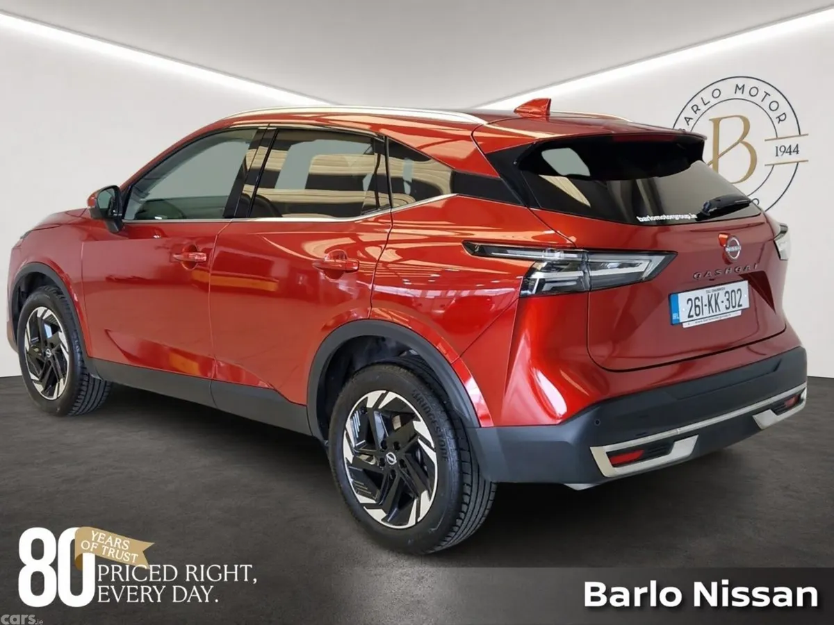 Nissan Qashqai MPV, Petrol Hybrid, 2026, Red