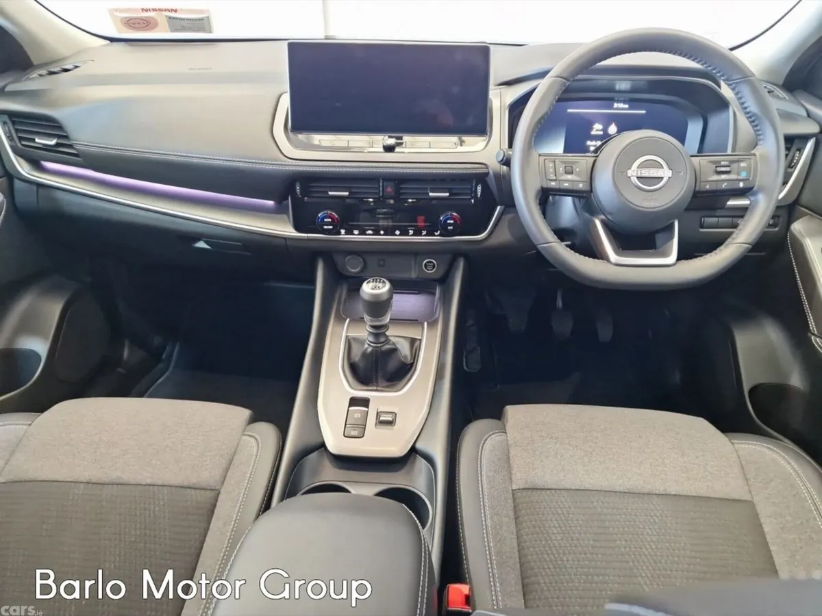 Nissan Qashqai MPV, Petrol Hybrid, 2026, Red