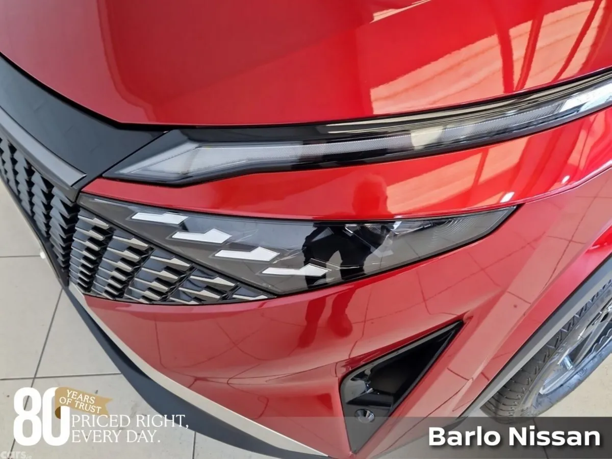 Nissan Qashqai MPV, Petrol Hybrid, 2026, Red