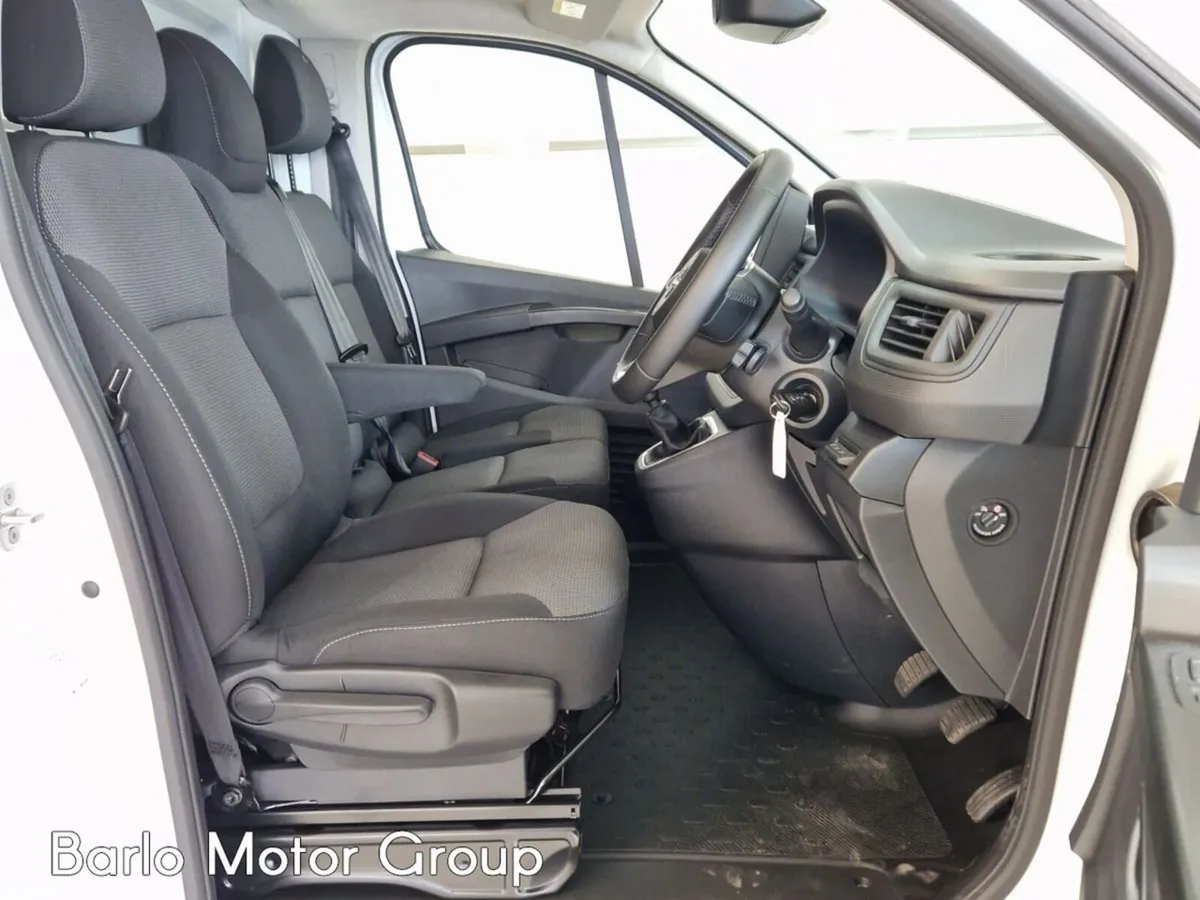 Nissan Primastar MPV, Diesel, 2026, White