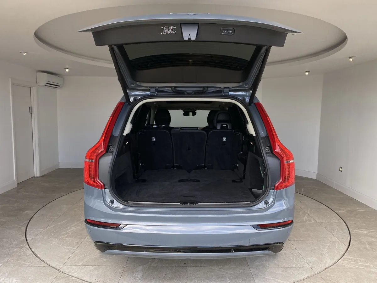 Volvo XC90 SUV, Petrol Hybrid, 2023, Grey