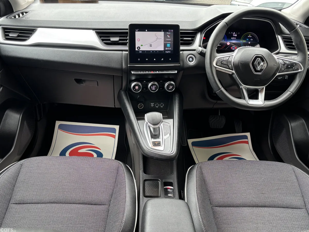 Renault Captur Hatchback, Petrol Plug-in Hybrid, 2021, Grey